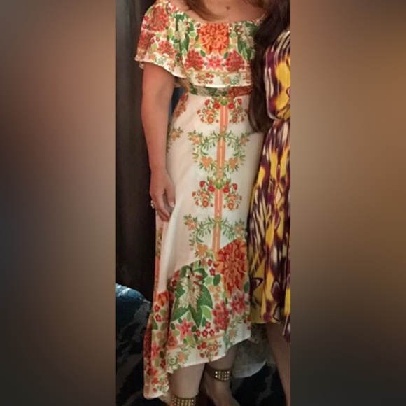 Flower dress. - Picture 7 of 7